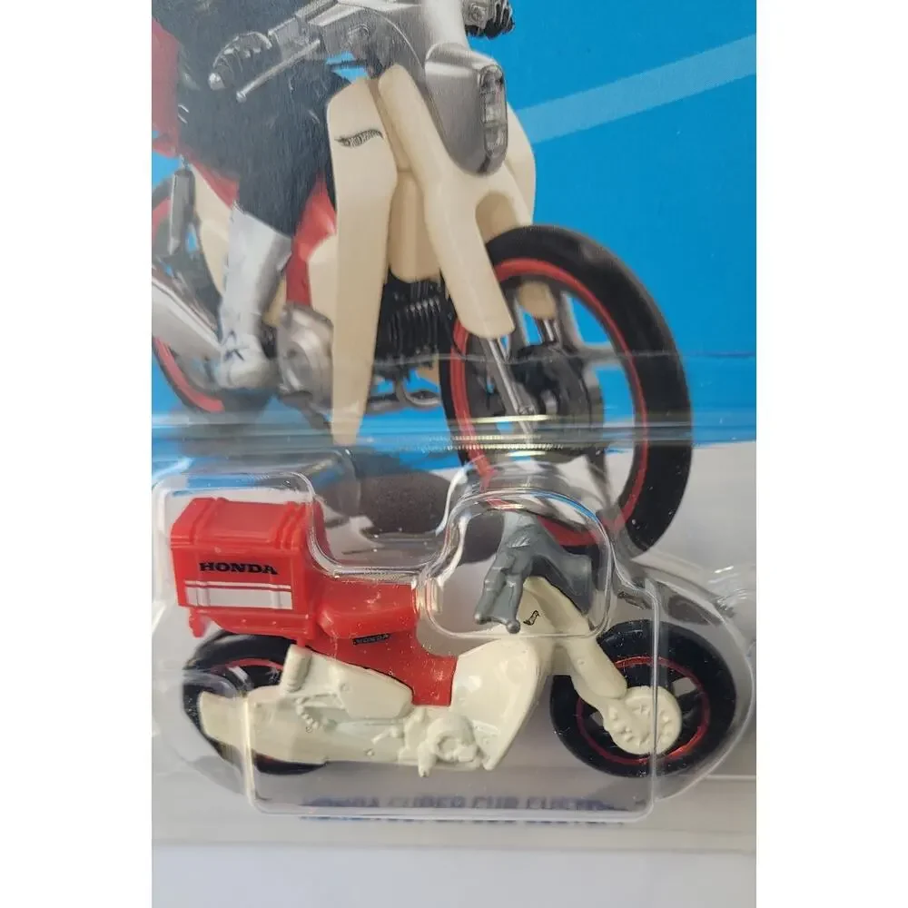 Hot Wheels 2023 Honda Super Cub Custom 160/250 HW Moto Series 5/5